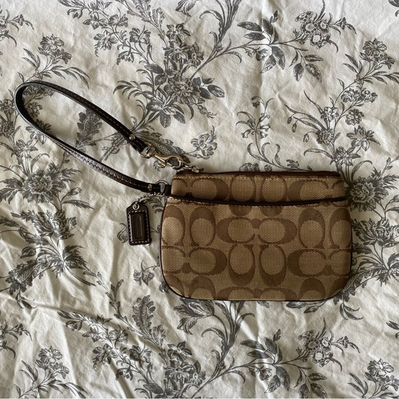 Coach Wristlet - Picture 2 of 4